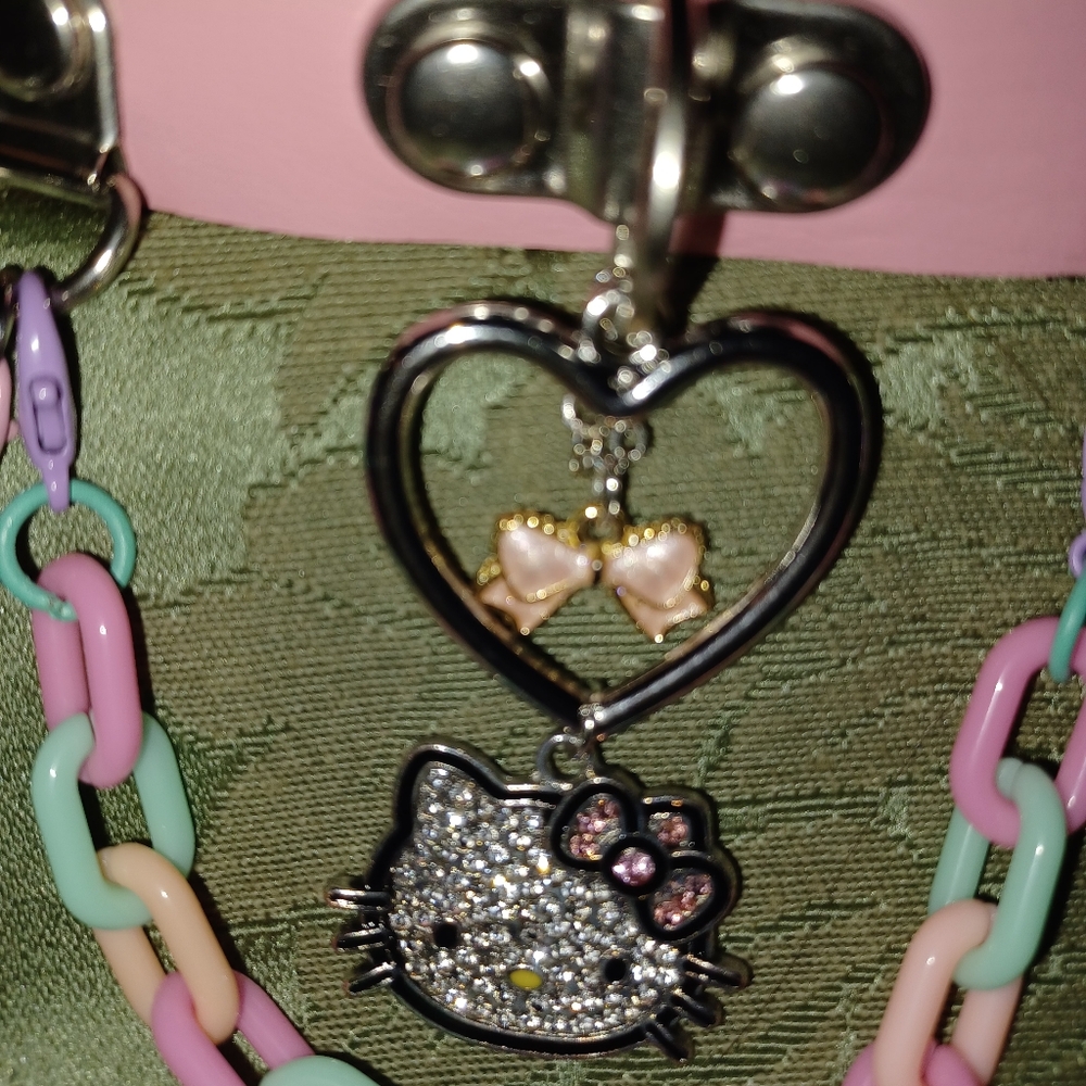 Edgy Pink Hello Kitty Choker - Picture 4 of 14